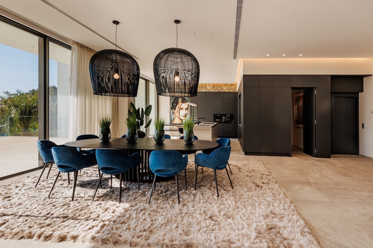 Interior de vivienda con techos y paredes de Pladur en Mallorca